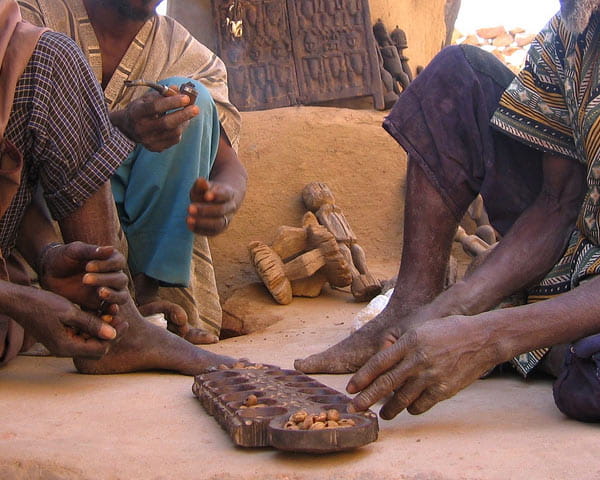 Mancala-Players-Dogon-Square
